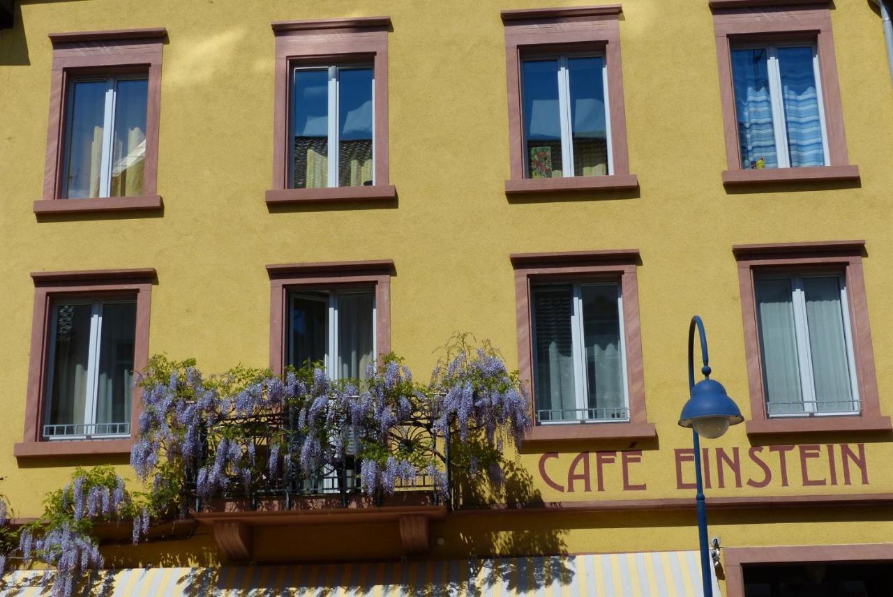 Apartments Im Cafe Einstein Freiburg im Breisgau Exterior photo